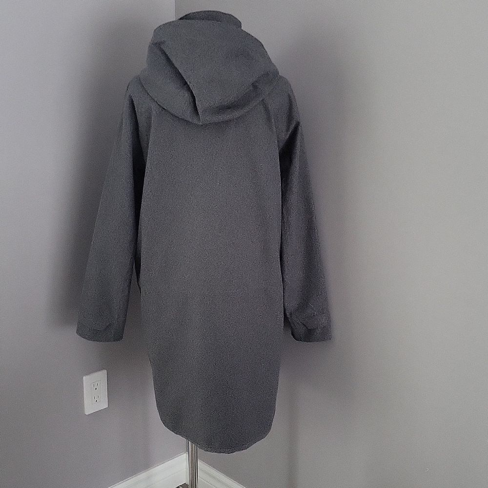 Helly Hansen Women’s Helly Tech® Long Hooded Softshell Parka – Grey, Size M - Picture 9 of 15